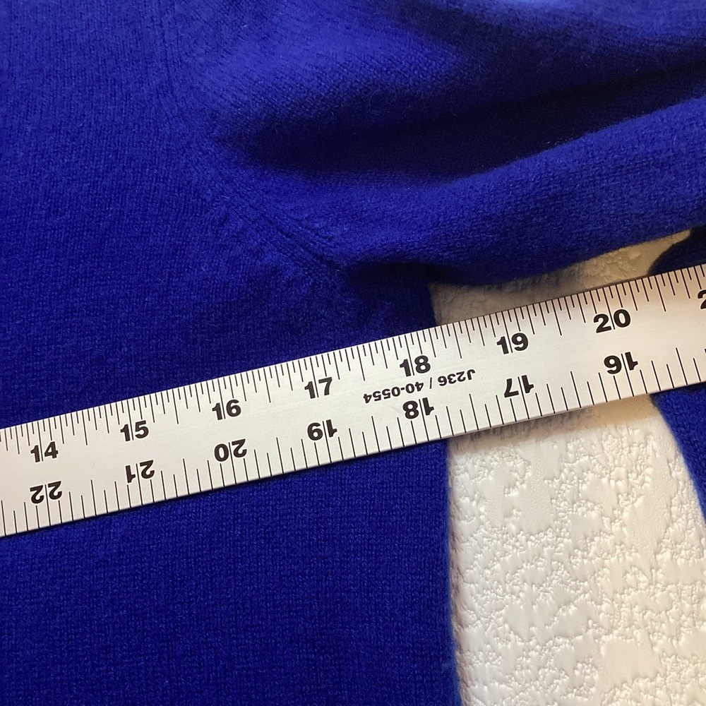 Halogen Royal‎ Blue V Neck 100% Cashmere Pullover Sweater Large - Picture 4 of 9